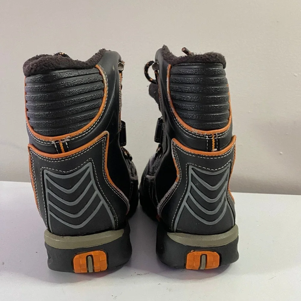 Lake & Trail Snow Boots Kids Size 4 Black Orange Fair Condition Insulated 830‎
